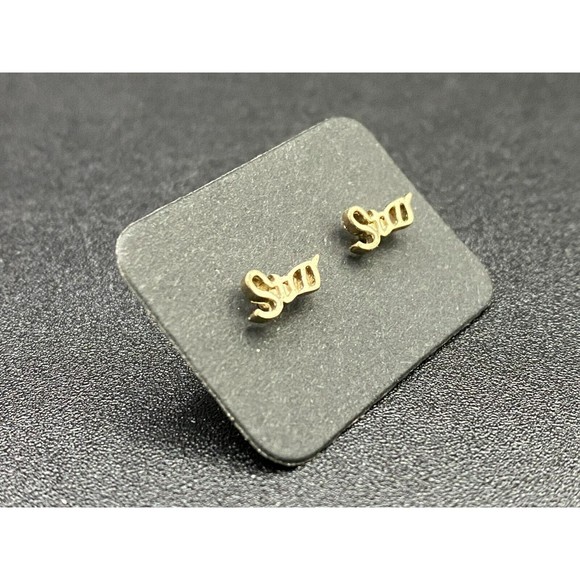 Gold Tone Star Stud Earrings - Picture 3 of 3